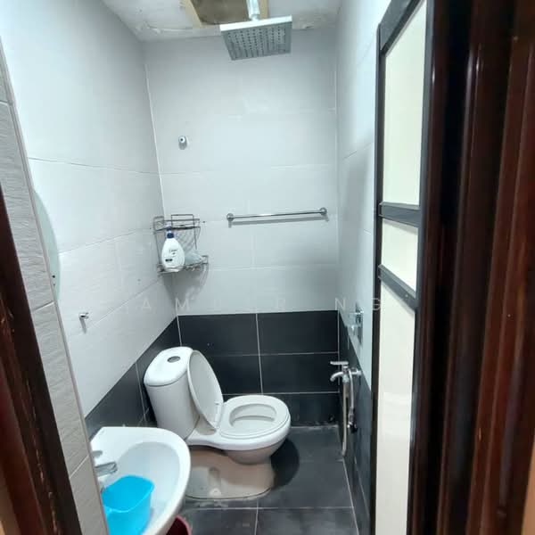 2-storey Terraced House for Sale in Taman Danau Kota (Setapak) - Amber Ng - Bathroom - PropertyGuru.com.my