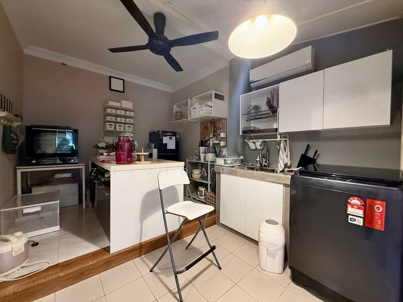 2-storey Terraced House for Sale in Taman Setiawangsa (Setiawangsa) - Zuraidah Dan - Kitchen - PropertyGuru.com.my