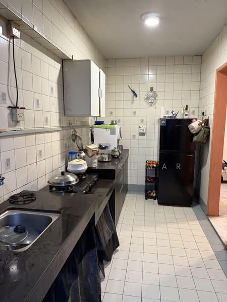 Condominium for Sale at The Pines - Vetri Kumar - Kitchen - PropertyGuru.com.my