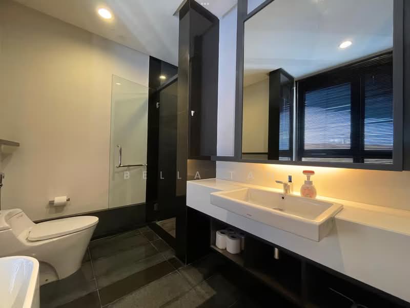 Apartment for Sale at R&F Princess Cove Phase 3-New Casa Suites - Bella Tan - Bathroom - PropertyGuru.com.my