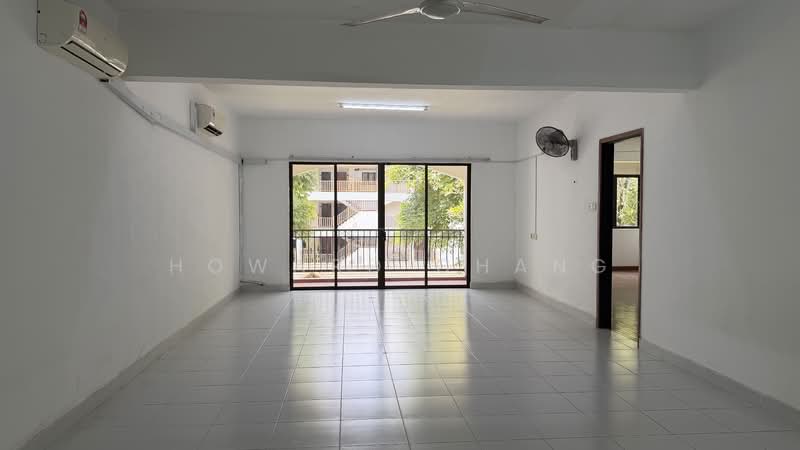 Condominium for Rent at Cyber Heights Villa - Howard Chang - Living Room - PropertyGuru.com.my