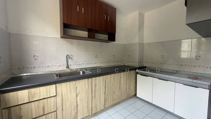 Condominium for Rent at Cyber Heights Villa - Howard Chang - Kitchen - PropertyGuru.com.my
