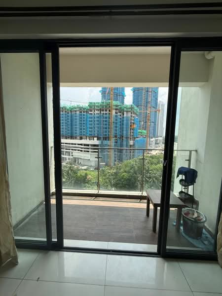 Condominium for Sale at Amberside @ Country Garden Danga Bay - Zack Chow - Balcony - PropertyGuru.com.my