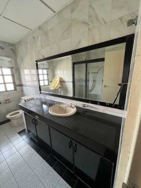 Terraced House for Sale in Bandar Sungai Long (Selangor) - Shanny Tan - Bathroom - PropertyGuru.com.my