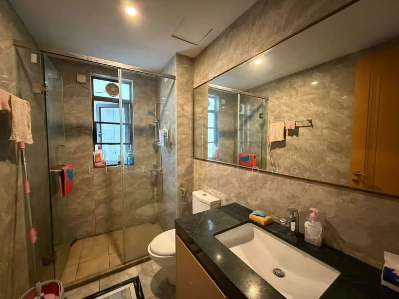 Servis Apartment untuk Dijual di R&F Princess Cove Phase 1 - Elston Chong - Bathroom - PropertyGuru.com.my