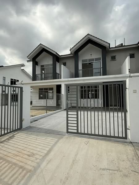 Terraced House for Rent in Pasir Gudang (Johor) - Seven Tay - Exterior - PropertyGuru.com.my