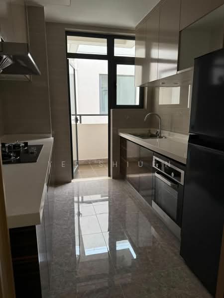 Service Residence for Rent at R&F Princess Cove Phase 1 - Yee Shiuen - Kitchen - PropertyGuru.com.my