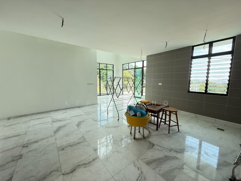 Semi-Detached House for Sale in Putra Heights (Subang Jaya) - Kerwin Ang - Living Room - PropertyGuru.com.my
