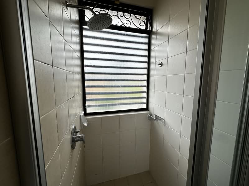 Semi-Detached House for Rent in Klang (Selangor) - Austin Wong - Bathroom - PropertyGuru.com.my