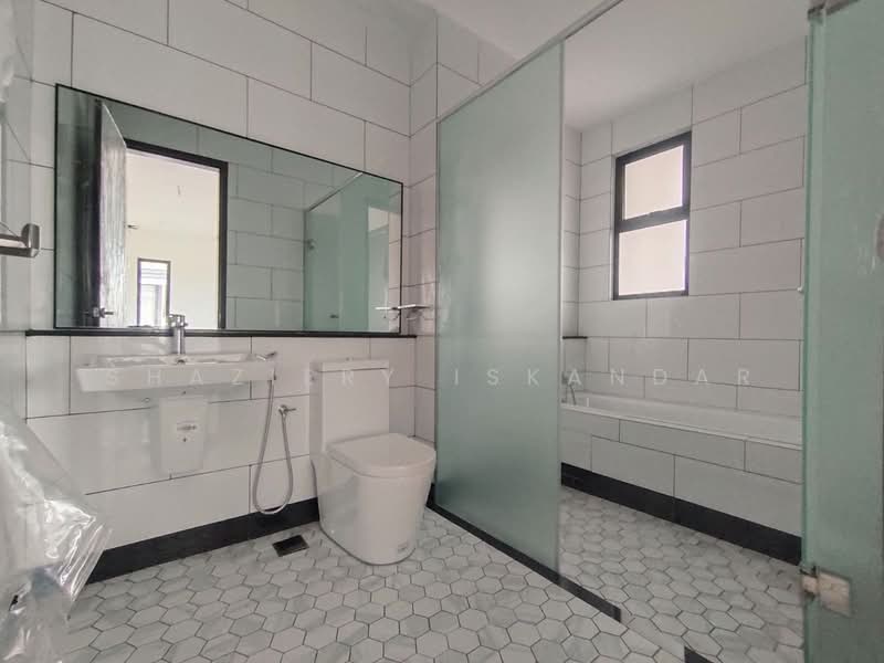 Semi-Detached House for Sale in Shah Alam (Selangor) - Shaziery Iskandar - PropertyGuru.com.my