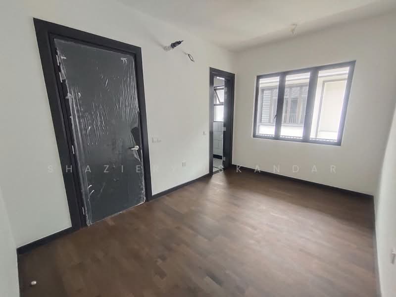 Semi-Detached House for Sale in Shah Alam (Selangor) - Shaziery Iskandar - PropertyGuru.com.my