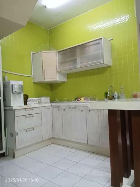 Rumah Teres 2 Tingkat untuk Dijual di TAMAN PUCHONG UTAMA (Puchong) - Shaziery Iskandar - Kitchen - PropertyGuru.com.my
