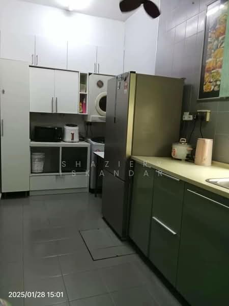 Rumah Teres 2 Tingkat untuk Dijual di TAMAN PUCHONG UTAMA (Puchong) - Shaziery Iskandar - Kitchen - PropertyGuru.com.my