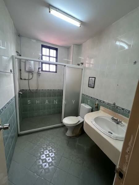 Terraced House for Sale in Bandar Sungai Long (Selangor) - Shanny Tan - Bathroom - PropertyGuru.com.my