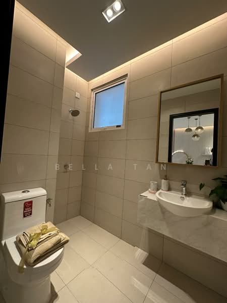 Servis Apartment untuk Dijual di Vista Tiara (MBW Bay) - Bella Tan - Bathroom - PropertyGuru.com.my