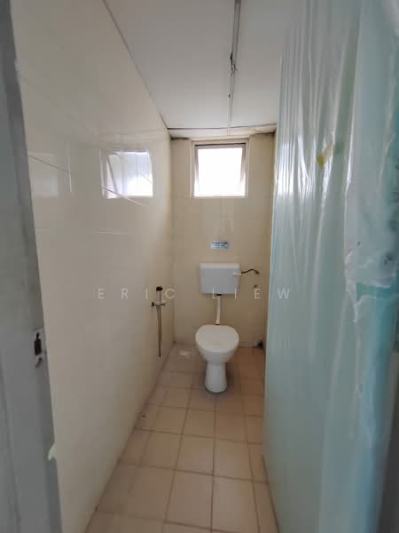 Kedai untuk Disewa di Bandar Sri Permaisuri (Cheras) - Eric Liew - Bathroom - PropertyGuru.com.my