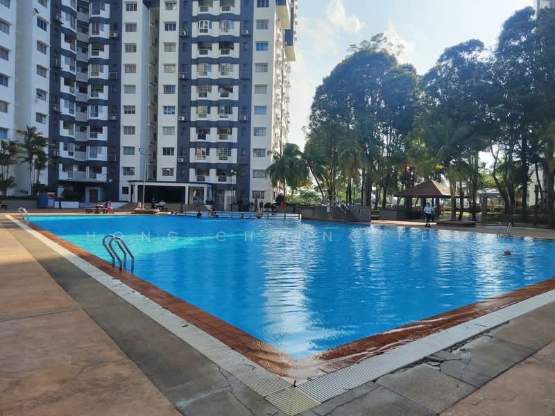 Pangsapuri untuk Disewa di Permas Ville Apartment - Hong Charng Lee - Pool - PropertyGuru.com.my