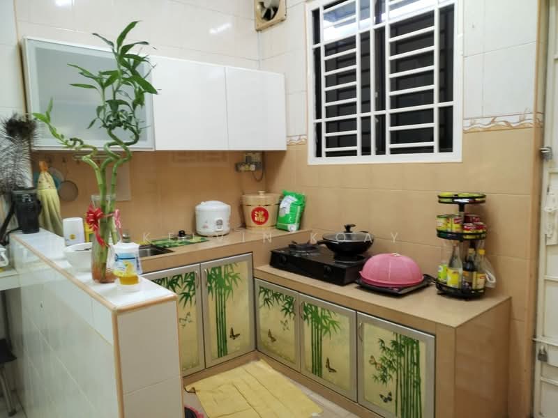 1-storey Terraced House for Sale in Taman Nora (Ulu Tiram) - Kelvin Koay - Kitchen - PropertyGuru.com.my