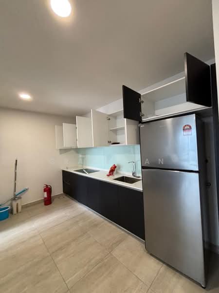 Servis Apartment untuk Disewa di Atwater : Service Residences - Grace Gan - Kitchen - PropertyGuru.com.my