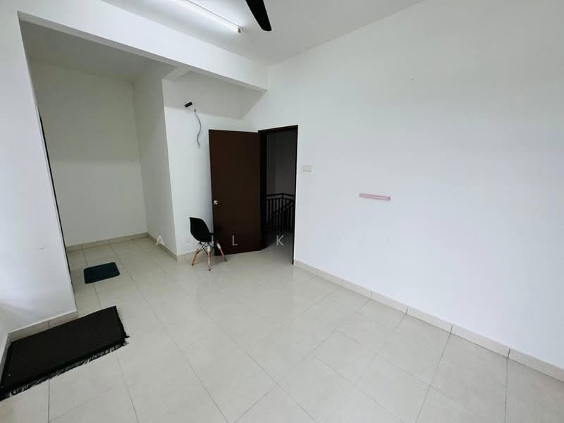 Terraced House for Sale in Sungai Buloh (Selangor) - Aqil Kamal - Interior - PropertyGuru.com.my
