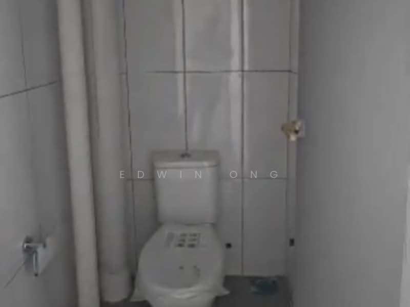 Kondominium untuk Dijual di D'Tiara Residence - Edwin Ong - Bathroom - PropertyGuru.com.my