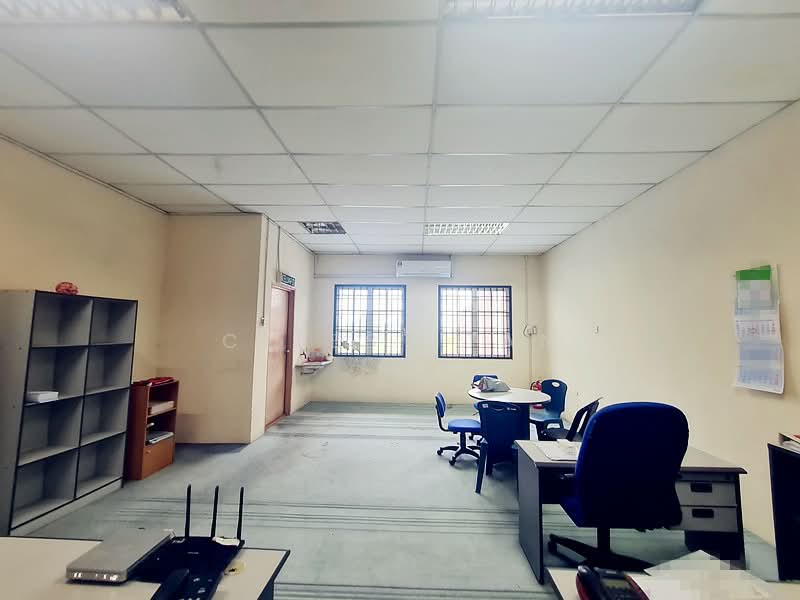 Kilang untuk Disewa di Taman Mount Austin (Tebrau) - Celest Tan - Interior - PropertyGuru.com.my