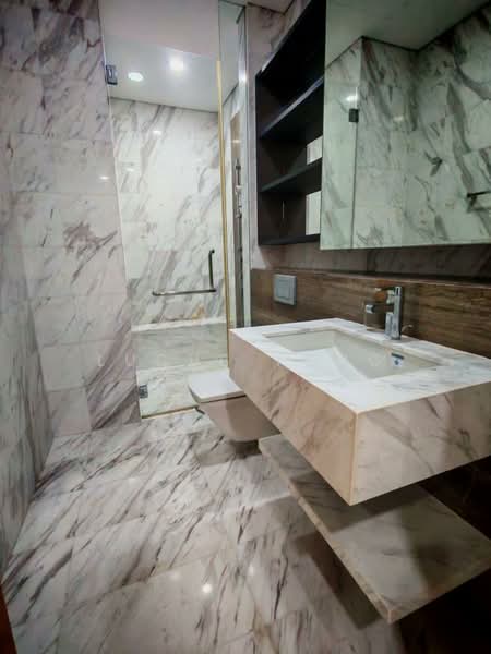 Kondominium untuk Dijual di Nobleton Crest - Lucus Yong - Bathroom - PropertyGuru.com.my