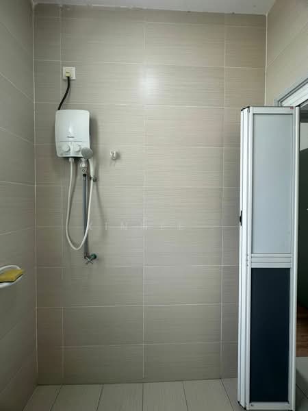 Kondominium untuk Disewa di D'mansion - Xinnee . - Bathroom - PropertyGuru.com.my