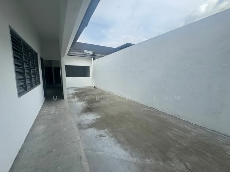 Shop / Office for Rent in Seksyen 2, Taman Kinrara (Puchong) - Roseabelle Low - Exterior - PropertyGuru.com.my