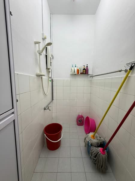 Semi-Detached House for Rent in Johor Bahru (Johor) - LZ Lau - Bathroom - PropertyGuru.com.my