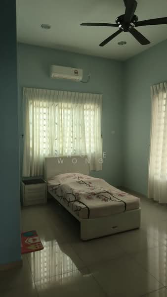 Rumah Berkembar untuk Dijual di Housing Trust (Ipoh) - Angie Wong - Bedroom - PropertyGuru.com.my