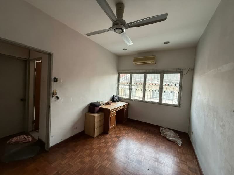 2-storey Terraced House for Sale in SS2 (Petaling Jaya) - Victor Liew - Study - PropertyGuru.com.my
