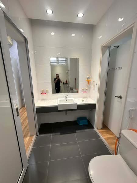 Condominium for Sale at Sri Putramas III / Royal Regent - Troy Tan - Bathroom - PropertyGuru.com.my