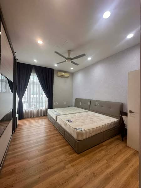 Condominium for Sale at Sri Putramas III / Royal Regent - Troy Tan - Bedroom - PropertyGuru.com.my