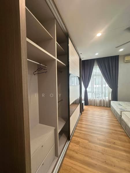 Condominium for Sale at Sri Putramas III / Royal Regent - Troy Tan - Bedroom - PropertyGuru.com.my