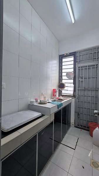 2-storey Terraced House for Sale in Bukit Indah (Iskandar Puteri (Nusajaya)) - Lucas Lee - Kitchen - PropertyGuru.com.my