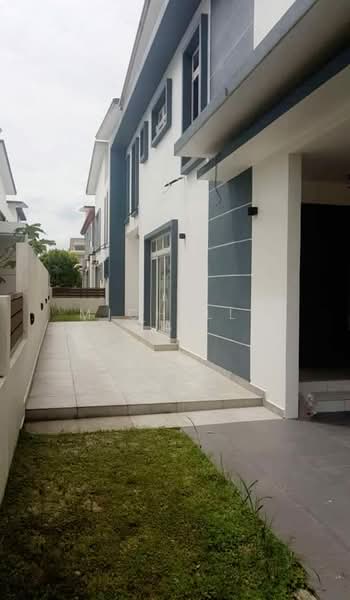Townhouse for Sale in Setia Alam (Selangor) - Michelle Tan - Exterior - PropertyGuru.com.my