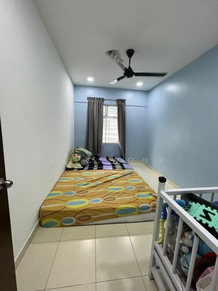 Rumah Teres 2 Tingkat untuk Disewa di Taman Scientex Senai (Senai) - Eric Wong - Bedroom - PropertyGuru.com.my