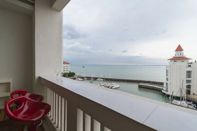 Servis Apartment untuk Disewa di Straits Quay (The Suites at Waterside) - Xinnee . - Balcony - PropertyGuru.com.my