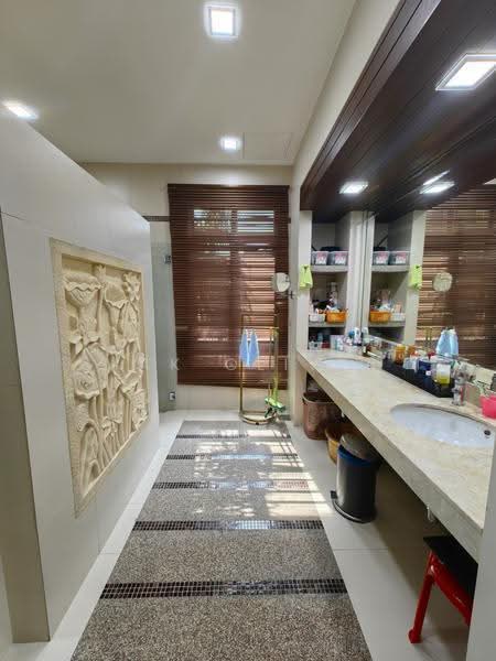 Bungalow Land for Sale in Bandar Kinrara Seksyen 6 (Bandar Kinrara) - Mak Oliver - Bathroom - PropertyGuru.com.my