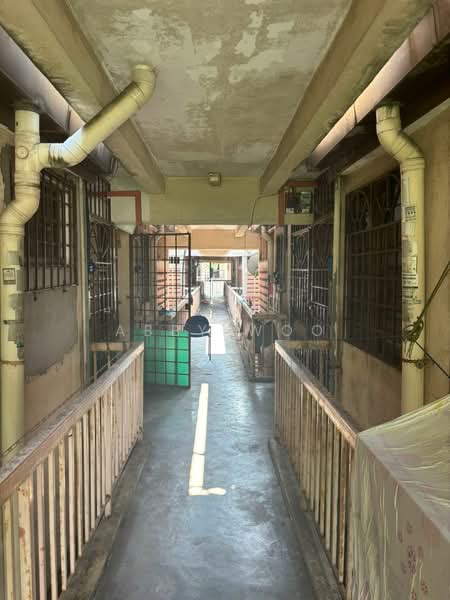 Rumah Flat untuk Dijual di Flat PKNS Section 7 - Abby Woo - PropertyGuru.com.my