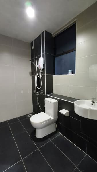 Apartment for Rent at Seri Austin Residence (Pangsapuri Seri Austin) - Alex How - Bathroom - PropertyGuru.com.my