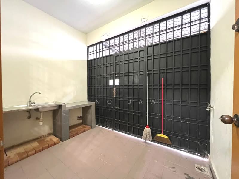 Rumah Teres 2 Tingkat untuk Dijual di Taman Tampoi Indah (Tampoi) - Kino Jaw - Interior - PropertyGuru.com.my