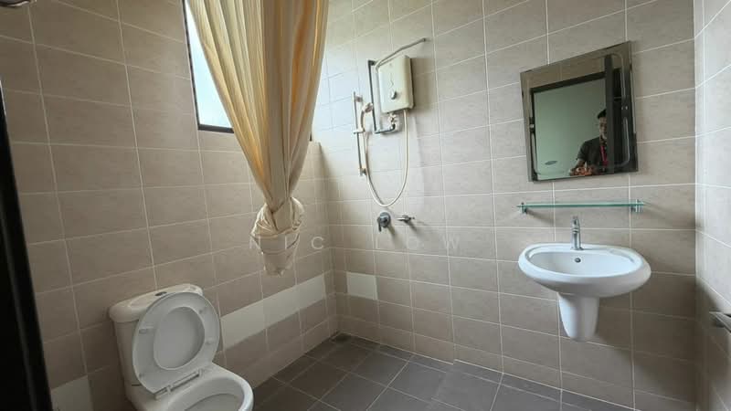 Rumah Teres 3 Tingkat untuk Disewa di Batu Caves (Selangor) - Nic Low - Bathroom - PropertyGuru.com.my