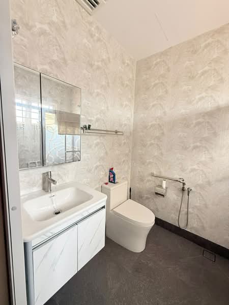 Rumah Teres 2 Tingkat untuk Dijual di Taman Tun Dr Ismail (Kuala Lumpur) - Susheela A/P K.Mahendran - Bathroom - PropertyGuru.com.my