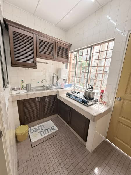 Rumah Teres 2 Tingkat untuk Dijual di Taman Tun Dr Ismail (Kuala Lumpur) - Susheela A/P K.Mahendran - Kitchen - PropertyGuru.com.my