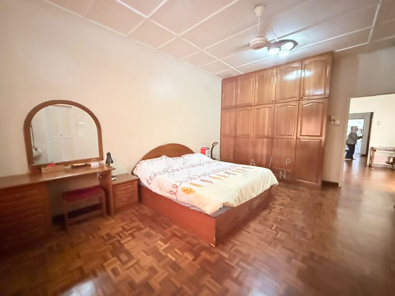 Rumah Teres 2 Tingkat untuk Dijual di Taman Tun Dr Ismail (Kuala Lumpur) - Susheela A/P K.Mahendran - Bedroom - PropertyGuru.com.my