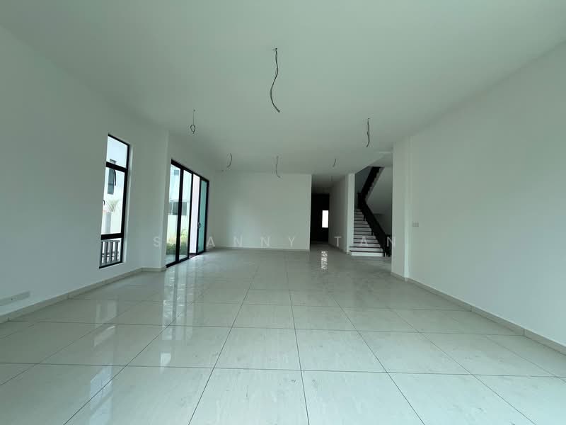 Semi-Detached House for Sale in Sungai Long (Bandar Sungai Long) - Shanny Tan - Living Room - PropertyGuru.com.my