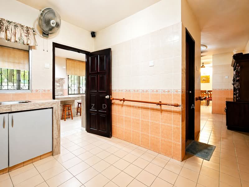 Rumah Berkembar untuk Dijual di Seri Kembangan (Selangor) - Nor Azdlin Adnan - Kitchen - PropertyGuru.com.my
