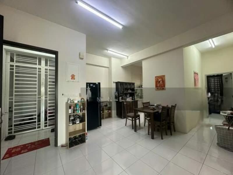 Service Residence for Sale at Straits Garden Residence - Xinnee . - Living Room - PropertyGuru.com.my